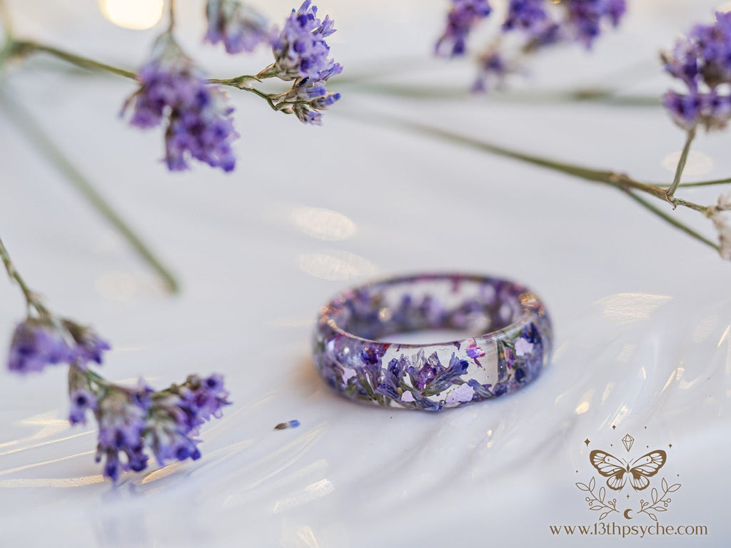 Handmade Clear Resin ring with dried lilac flowers - 13th Psyche
