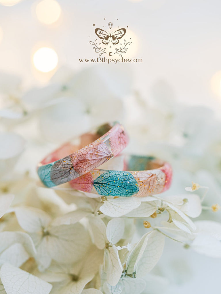 Handmade Dried Hydrangea flower petal resin ring - 13th Psyche